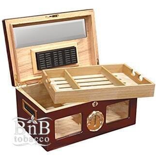 Humidor with tray