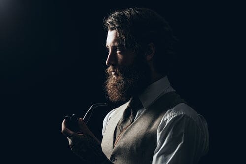 What Exactly Makes Someone a Pipe Specialist (Pipe Smoking Expert)?